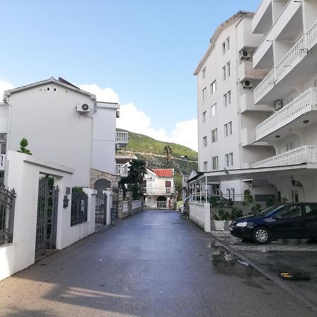 Apartment Azalea of Budva Exterior foto